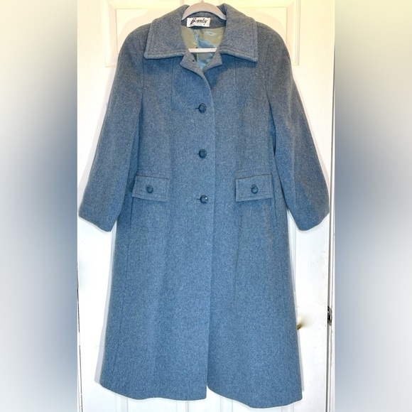 Bromley Petite Women’s 100% Wool Trench Coat with Long Sleeves and Pockets - Picture 1 of 16